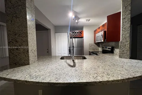 3421 NW 44th St # 104, Oakland Park FL 33309