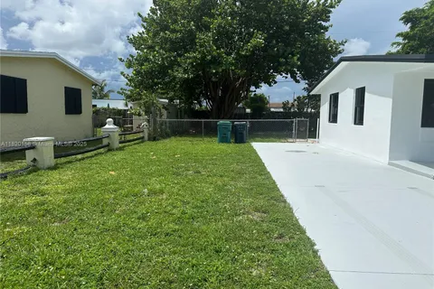 10411 SW 151st Ter, Miami FL 33176