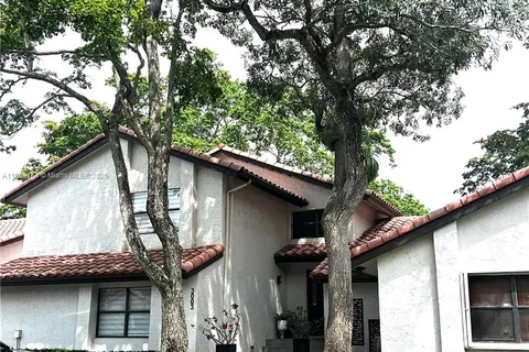 3003 Deer Creek Lake Shore Dr # 3003, Deerfield Beach FL 33442