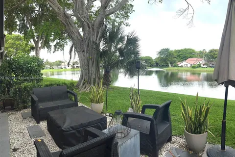 3003 Deer Creek Lake Shore Dr # 3003, Deerfield Beach FL 33442