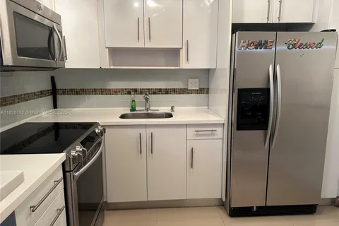1470 NE 125th Ter # 308, North Miami FL 33161
