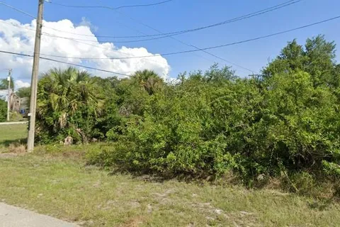 2500 52nd St SW, Lehigh Acres FL 33976