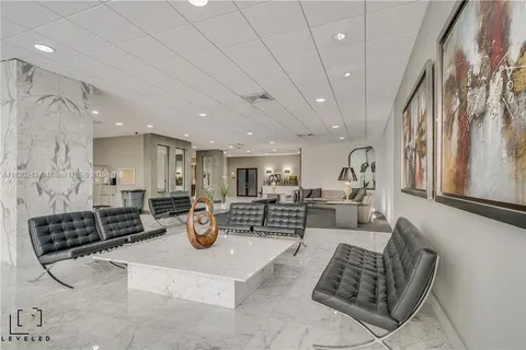 3015 N Ocean Blvd # C116, Fort Lauderdale FL 33308