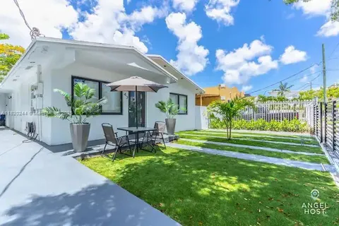 43 NW 41st St, Miami FL 33127