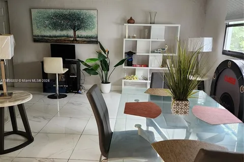 486 W Evanston Cir # C, Fort Lauderdale FL 33312