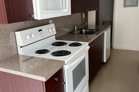 9310 W Flagler St # 115A, Miami FL 33174