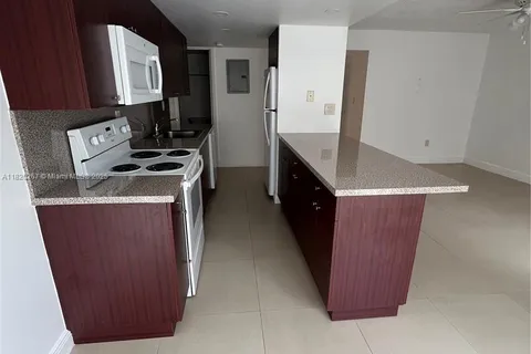 9310 W Flagler St # 115A, Miami FL 33174
