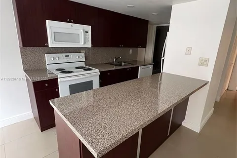 9310 W Flagler St # 115A, Miami FL 33174