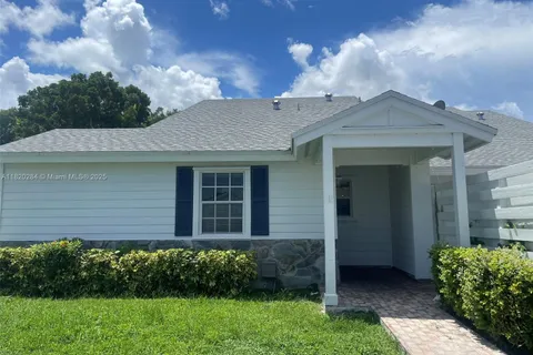13766 SW 147th Cir Ln # 20, Miami FL 33186