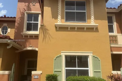 803 SW 143rd Ave, Pembroke Pines FL 33027