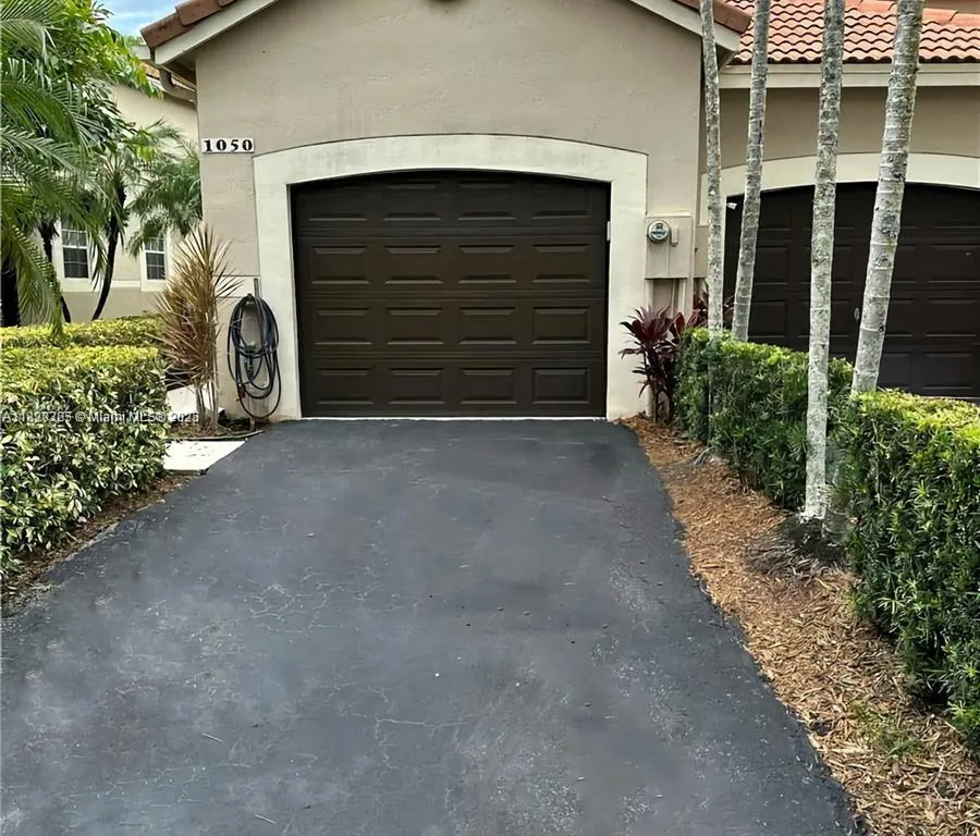 1050 Sorrento Dr # 1050, Weston FL 33326