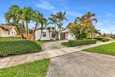 13811 SW 285th Ter, Homestead FL 33033