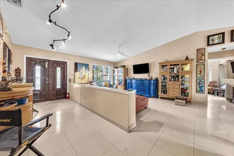 13811 SW 285th Ter, Homestead FL 33033