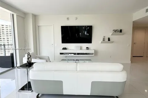 1300 Brickell Bay Dr # 3101, Miami FL 33131