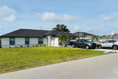 500 NW 5 th ST, Cape Coral FL 33993