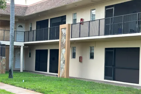 421 NE 1st St # 103, Hallandale Beach FL 33009