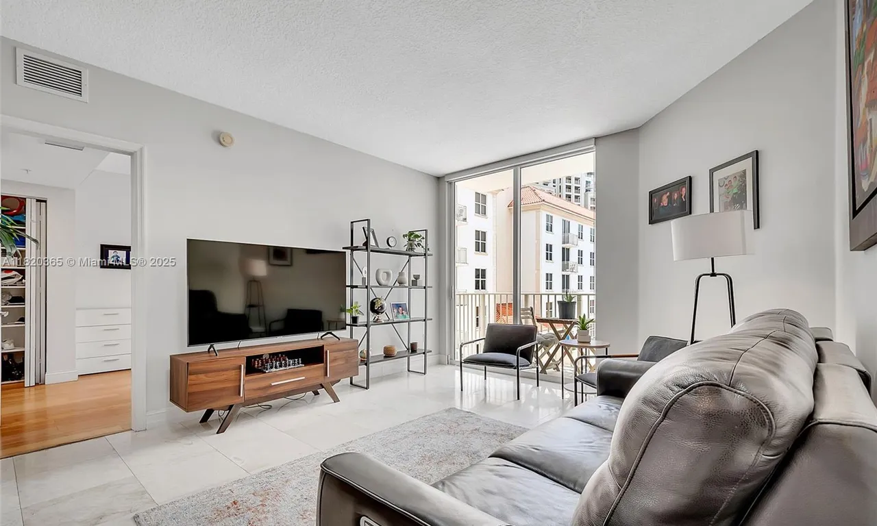 2030 S Douglas Rd # 617, Coral Gables FL 33134