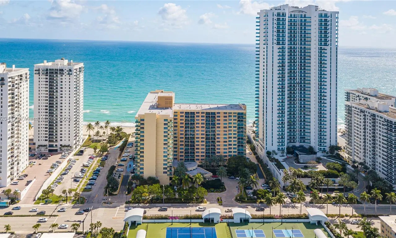 2501 S Ocean Dr # 810, Hollywood FL 33019