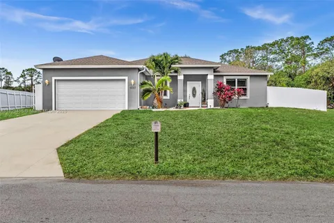 6027 Acorn, La Belle FL 33935