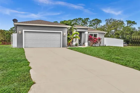 6027 Acorn, La Belle FL 33935