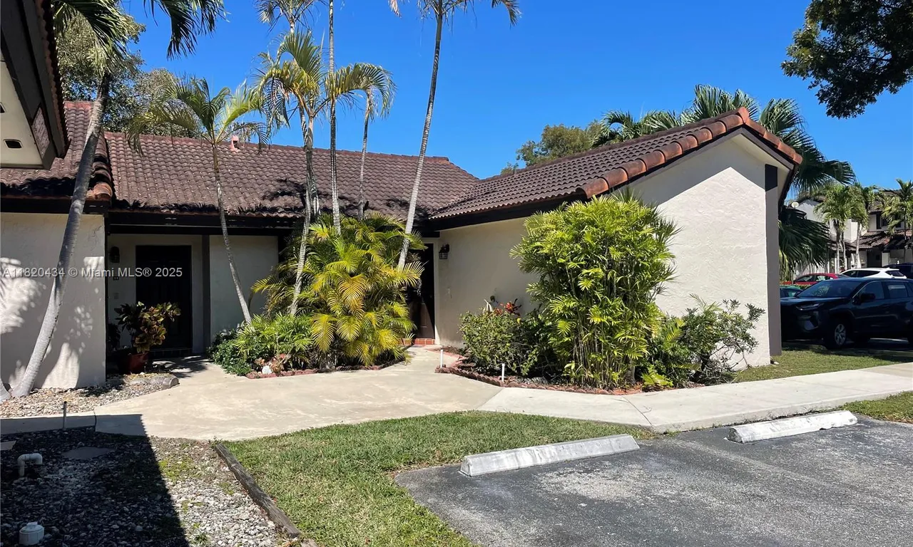 4840 SW 149th Ct # 16H, Miami FL 33185