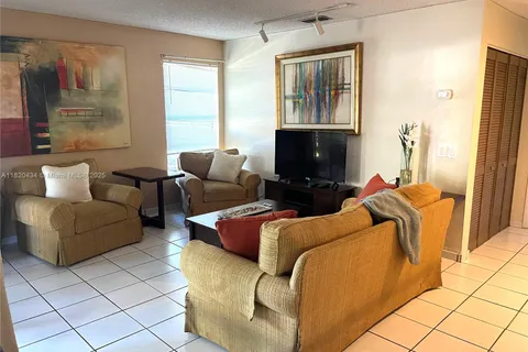 4840 SW 149th Ct # 16H, Miami FL 33185
