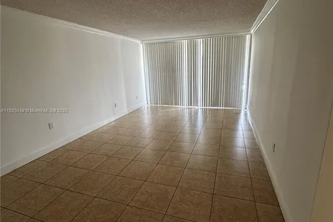 10875 SW 112th Ave # 206, Miami FL 33176