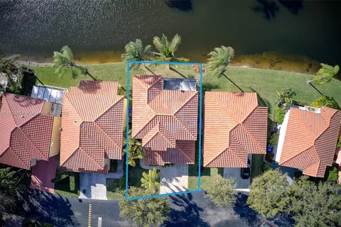 1762 E Trafalgar Cir, Hollywood FL 33020