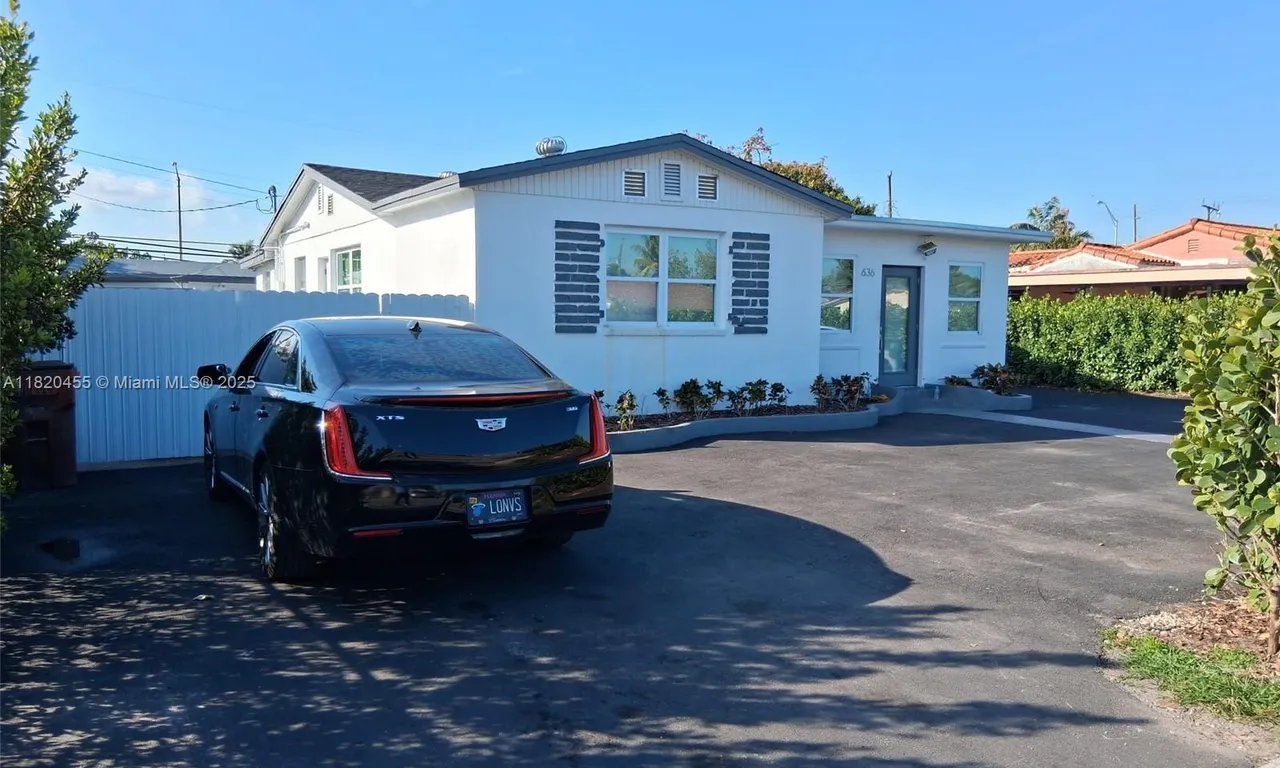 636 E 18th St, Hialeah FL 33013