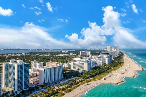 2899 Collins Ave # 702, Miami Beach FL 33140