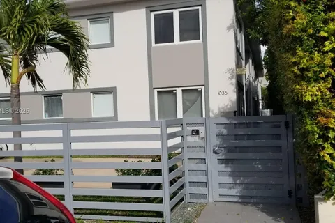 1035 Euclid Ave # 17, Miami Beach FL 33139