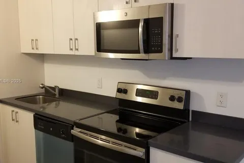 1035 Euclid Ave # 17, Miami Beach FL 33139