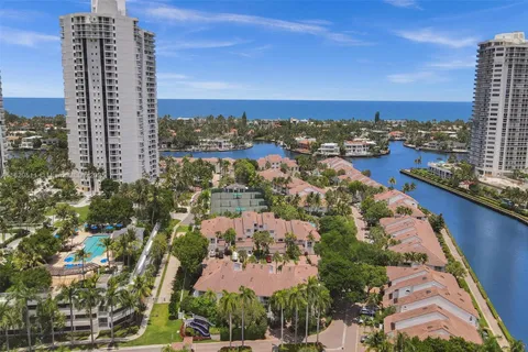 20939 NE 37th Ct, Aventura FL 33180