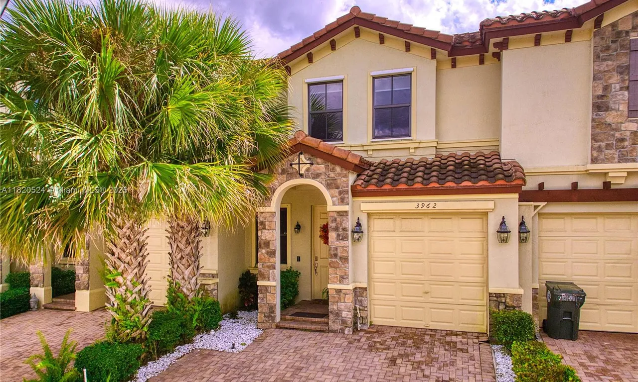 3962 Devenshire Ct, Coconut Creek FL 33073