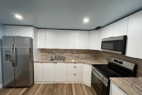 1475 NE 125th Ter # 614K, North Miami FL 33161