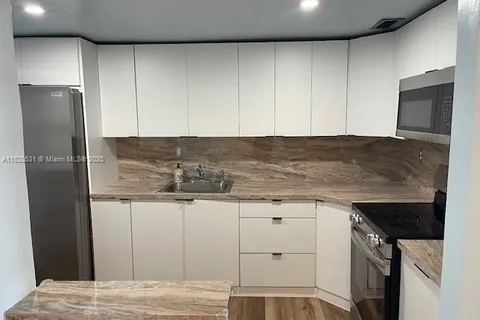 1475 NE 125th Ter # 614K, North Miami FL 33161
