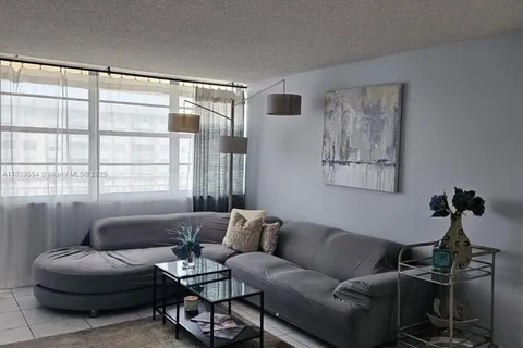 251 174th St # 2111, Sunny Isles Beach FL 33160
