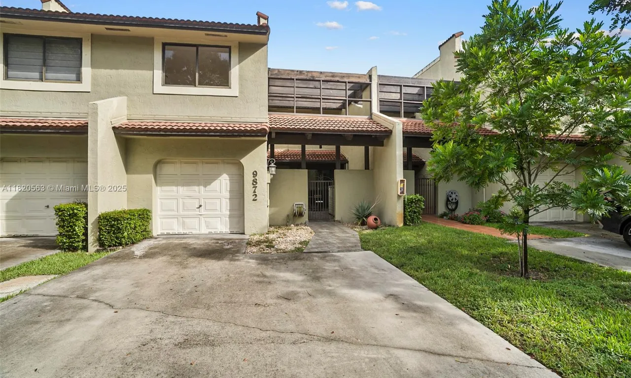 9872 Costa Del Sol Blvd # 93, Doral FL 33178