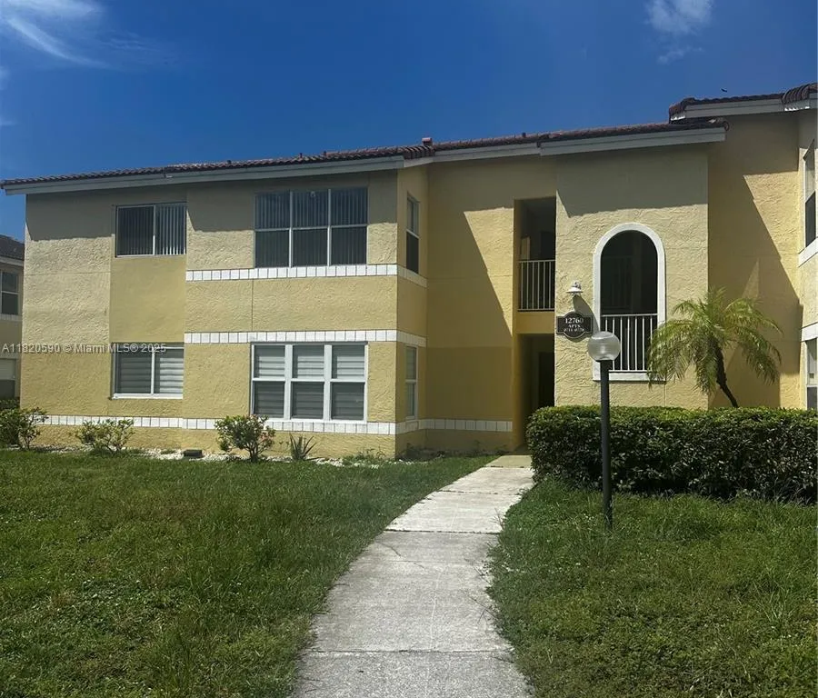 12760 Vista Isles Dr # 715, Sunrise FL 33325