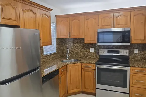 4675 NW 22nd St # 4225, Coconut Creek FL 33063