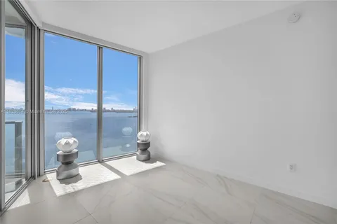 2900 NE 7th Ave # 1806, Miami FL 33137