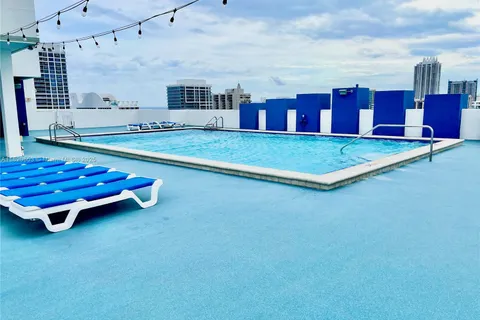401 69th St # 405, Miami Beach FL 33141