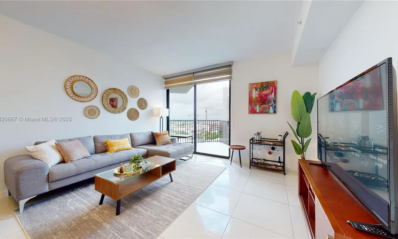 5300 Paseo Blvd # 1005, Doral FL 33166
