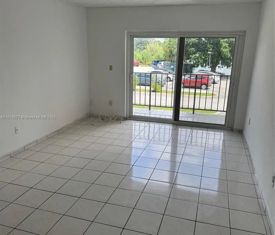 5505 NW 7th St # W202, Miami FL 33126