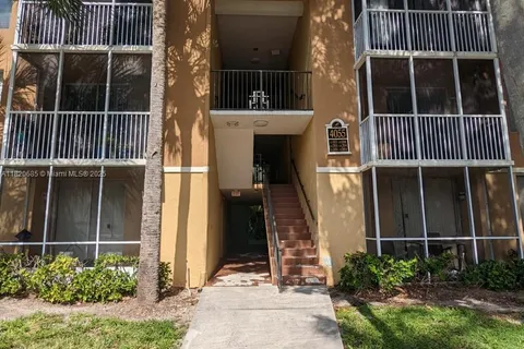 4055 W Mcnab Rd # H203, Pompano Beach FL 33069
