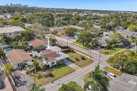 1608 NE 34st, Oakland Park FL 33334