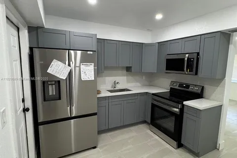 6304 Buchanan St # 2, Hollywood FL 33024