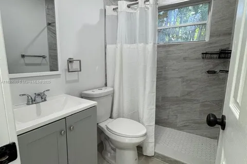 6304 Buchanan St # 2, Hollywood FL 33024