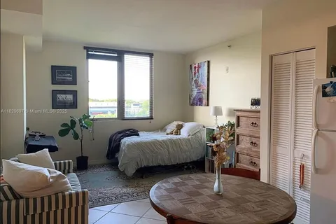 2630 SW 28th St # 49, Miami FL 33133