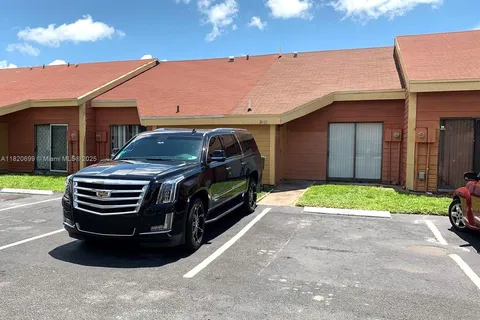2442 NW 55th Ter, Lauderhill FL 33313